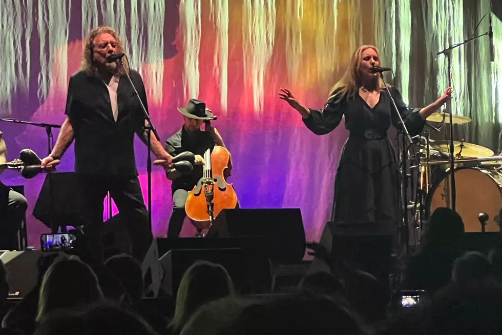 Robert Plant and Saving Grace Shine at First US Show: Set List