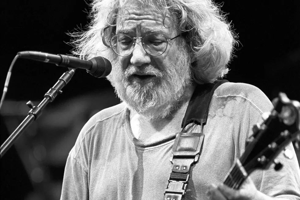 30 Years Ago: Jerry Garcia Plays His Final Grateful Dead Concert