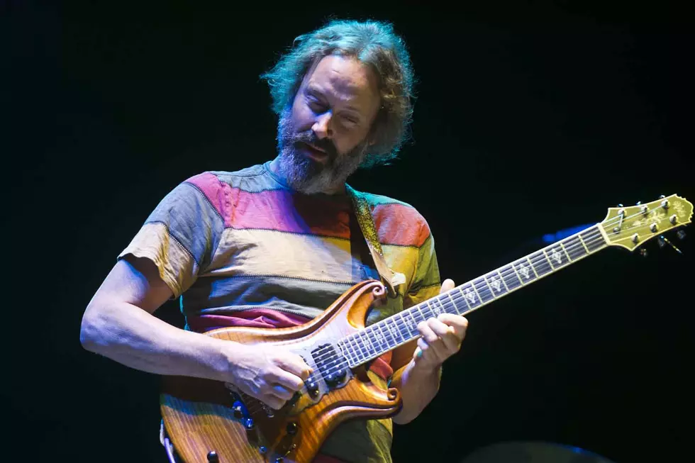 Neal Casal, Chris Robinson Brotherhood Guitarist, Dies